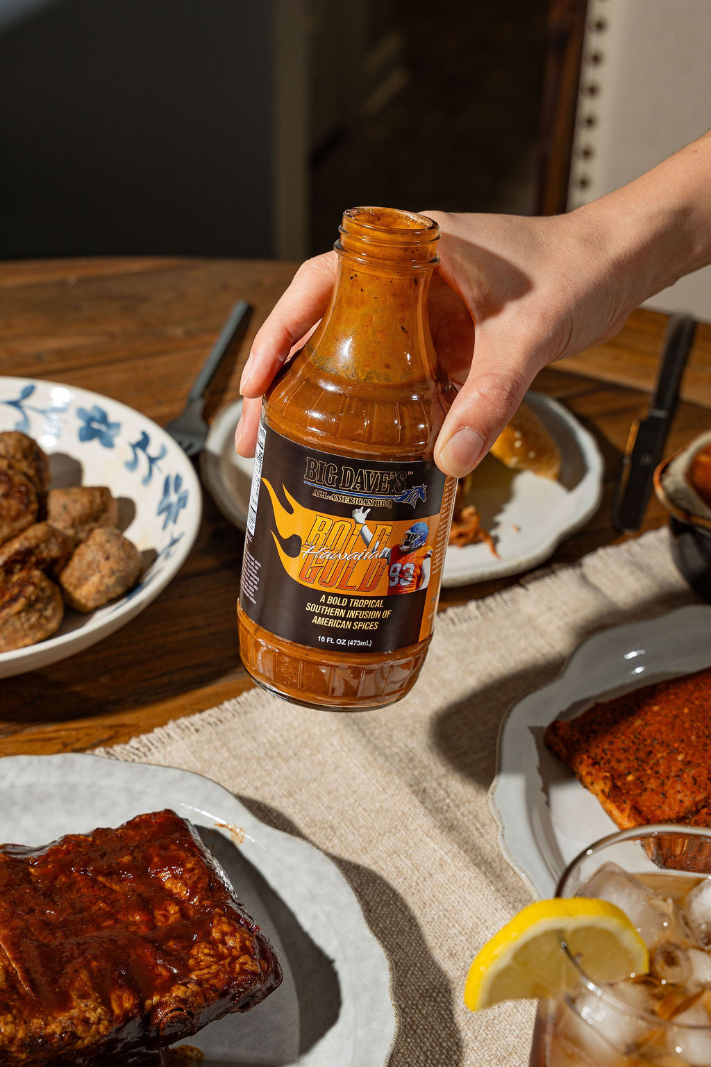 BIG DAVE’S ALL-AMERICAN HAWAIIAN BOLD GOLD BBQ SAUCE (16 OZ. BOTTLES)